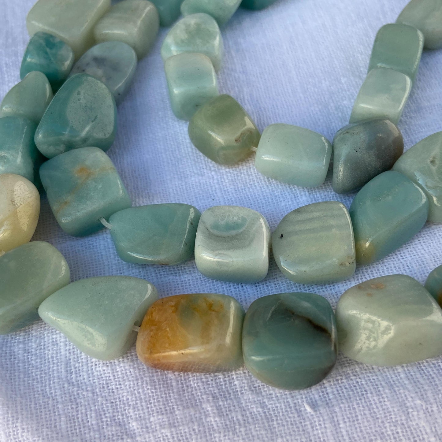 Chunky Amazonit Nugget Perlen in sanftem Türkisgrün für DIY Schmuckherstellung, natürliche Edelsteinperlen im Boho Stil, ca. 38cm Strang
