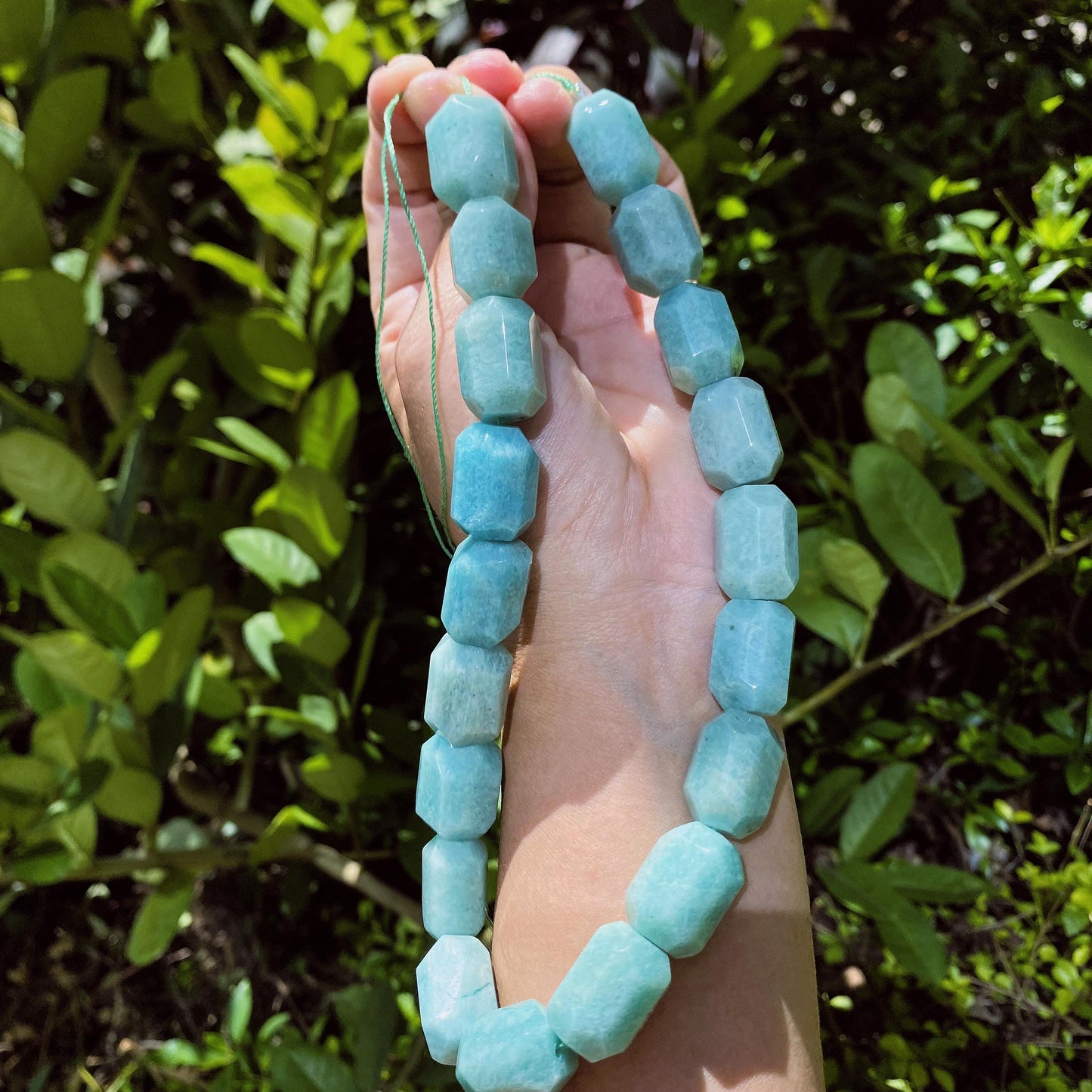 Natürliche Amazonit Nugget Perlen, türkisgrüne Edelstein Strang für Schmuckherstellung, Boho DIY Bastelperlen, Heilstein Armband Kette