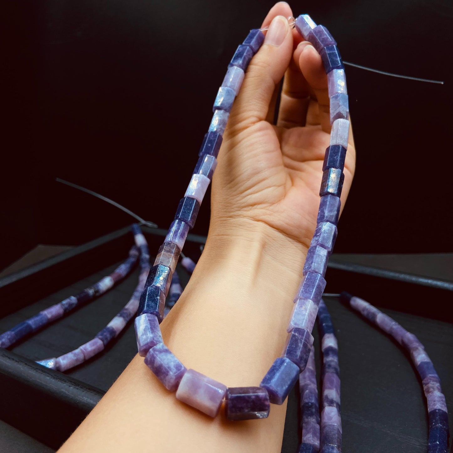 Natürliche brasilianische violette Jadeperlen für Schmuckherstellung Boho DIY Armband Halskette Energie Heilstein Bastelperlen