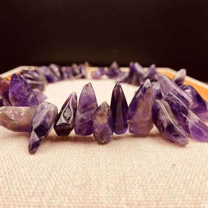 Natürliche Amethyst Rohstein Perlen für Boho Schmuckherstellung DIY Armband Halskette Heilstein Kristall Energie Bastelperlen lila