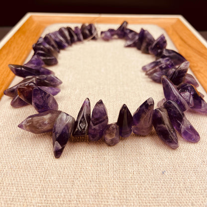 Natürliche Amethyst Rohstein Perlen für Boho Schmuckherstellung DIY Armband Halskette Heilstein Kristall Energie Bastelperlen lila