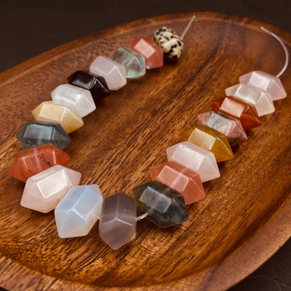 Bunte natürliche Edelstein Doppelspitzen Perlen Mix für Boho Schmuckherstellung DIY Armband Halskette Heilstein Bastelperlen Halbstrang