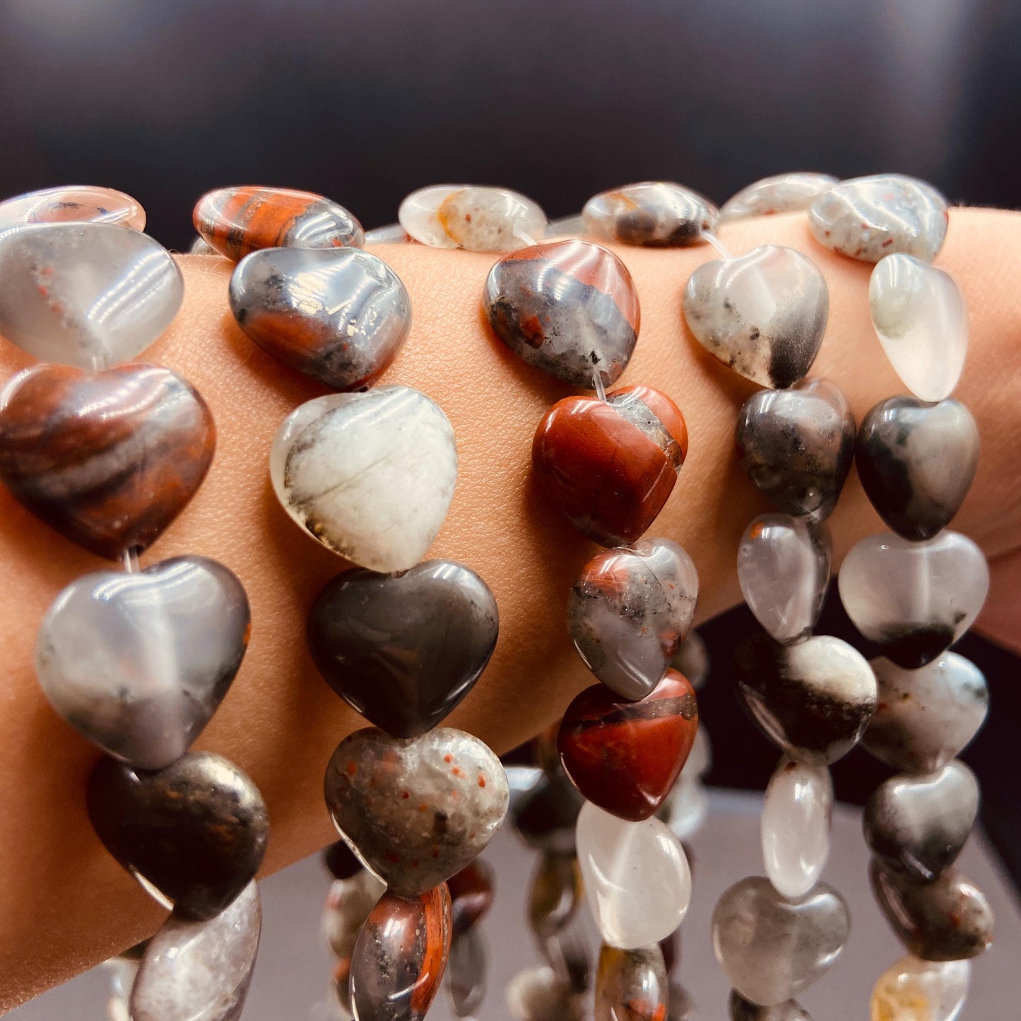 Natürliche Drachenblutstein Herzperlen für Boho Schmuckherstellung DIY Armband Halskette Heilstein Bastelperlen Geschenkidee Naturstein Mix