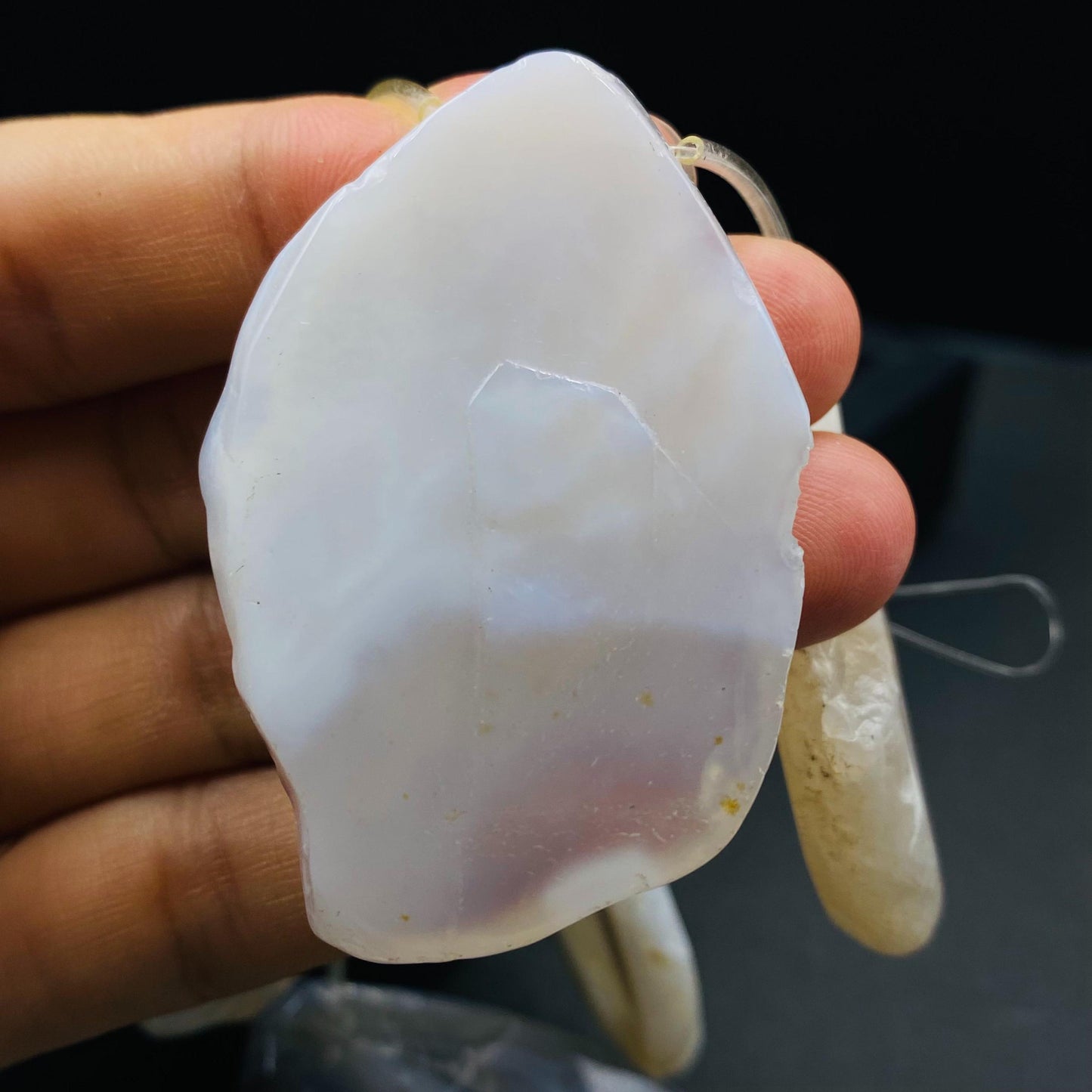 Natürliche Achat Scheiben mit Bohrung für Schmuckherstellung, Boho DIY Edelstein Anhänger, Heilstein Bastelperlen für Kette oder Ohrringe