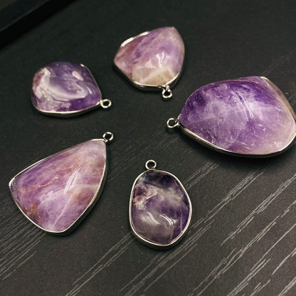 Natürlicher Amethyst Anhänger mit Metallfassung für Schmuckherstellung, Boho DIY Edelstein Heilstein Schmuck, handgefertigtes Unikat