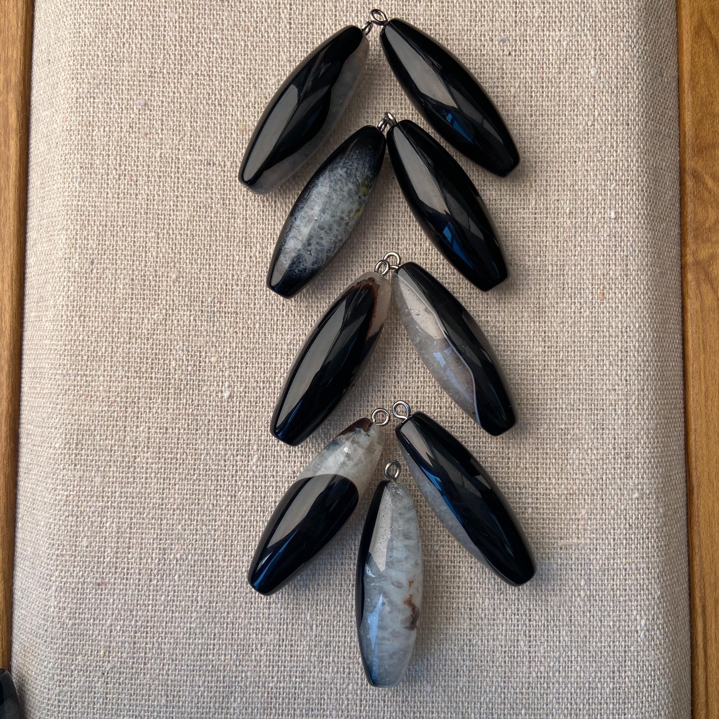 Natürlicher Kristall-Achat Anhänger für Schmuckherstellung – Boho DIY Perle, gebohrt, schwarzer & weißer Stein, Heilstein Unikat