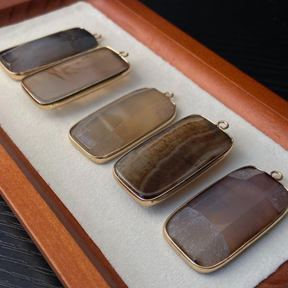 Natürlicher Achat Anhänger für DIY Schmuck · Goldrand · Facettierter rechteckiger Edelstein · Boho Bastelperle für Halskette