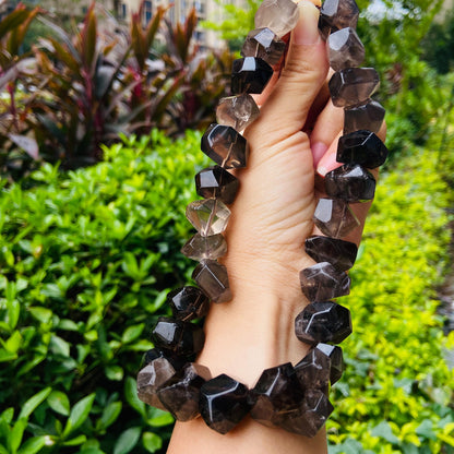 Natürliche Rauchquarz Perlen Strang, unregelmäßig facettierte Kristall Nuggets für Schmuckherstellung, Boho DIY Heilstein Bastelperlen 40cm