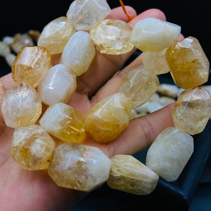 Natürliche Citrin Nuggets Perlen, gelbe Kristall Edelstein Strang für Schmuckherstellung, Boho DIY Bastelperlen, facettierte Heilsteine