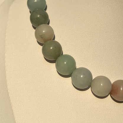Natürliche grüne Jade Perlenkette für DIY Schmuckherstellung, polierte runde Edelsteinperlen für Mala Armband oder Halskette Projekte