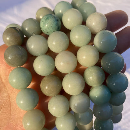 Natürliche grüne Jade Perlenkette für DIY Schmuckherstellung, polierte runde Edelsteinperlen für Mala Armband oder Halskette Projekte