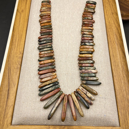 Naturstein Perlen Picasso Jaspis Spike Form für Boho Schmuck DIY, Bastelperlen zum Ketten Ohrringe Armband Design, 38cm Strang