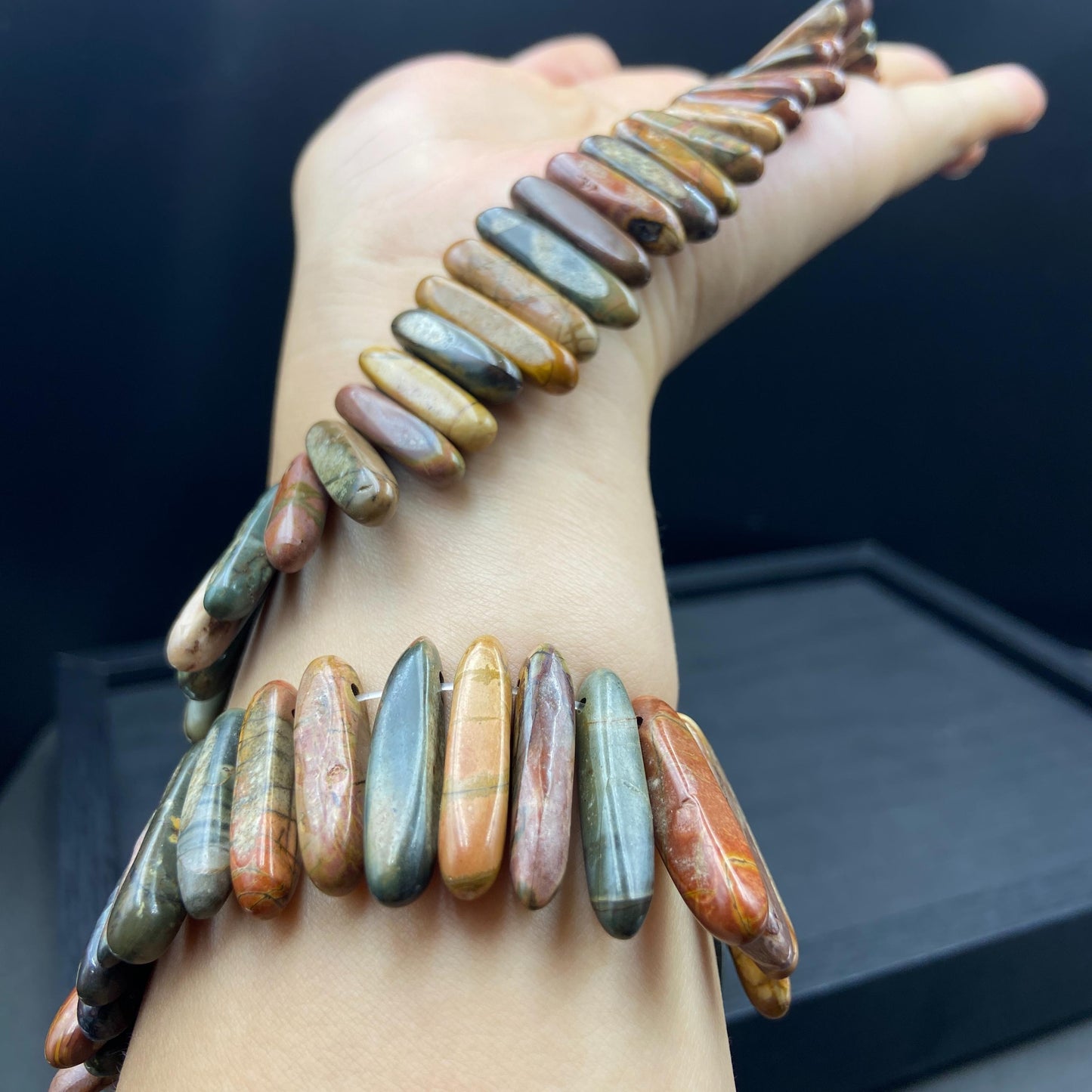 Naturstein Perlen Picasso Jaspis Spike Form für Boho Schmuck DIY, Bastelperlen zum Ketten Ohrringe Armband Design, 38cm Strang