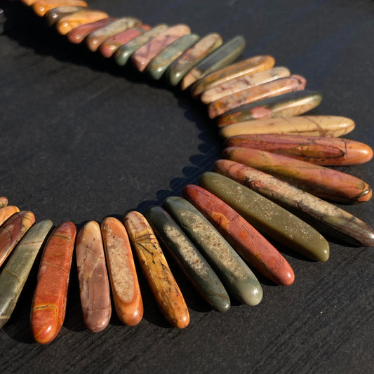 Naturstein Perlen Picasso Jaspis Spike Form für Boho Schmuck DIY, Bastelperlen zum Ketten Ohrringe Armband Design, 38cm Strang