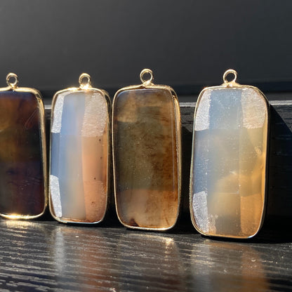 Natürlicher Achat Anhänger für DIY Schmuck · Goldrand · Facettierter rechteckiger Edelstein · Boho Bastelperle für Halskette