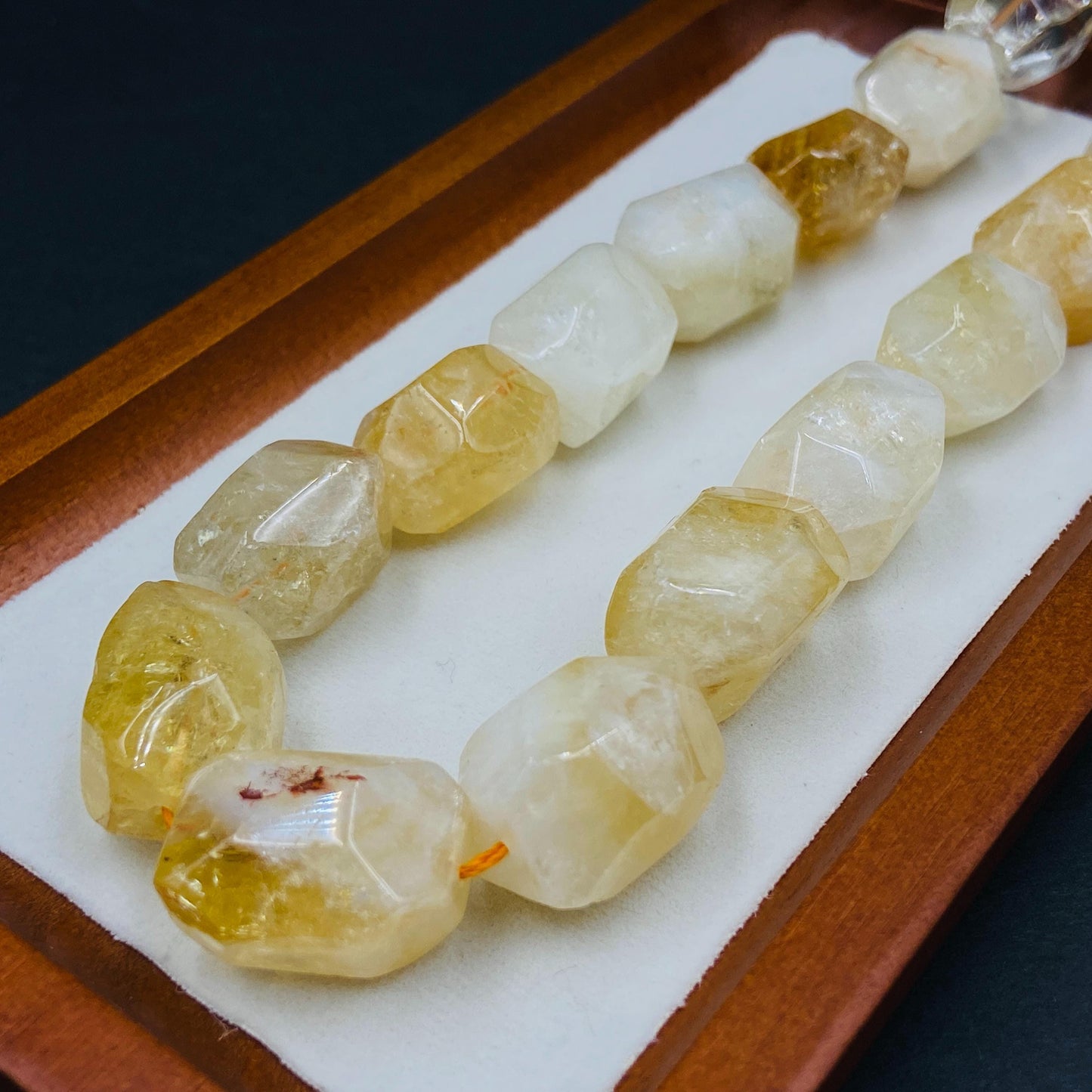 Natürliche Citrin Nuggets Perlen, gelbe Kristall Edelstein Strang für Schmuckherstellung, Boho DIY Bastelperlen, facettierte Heilsteine