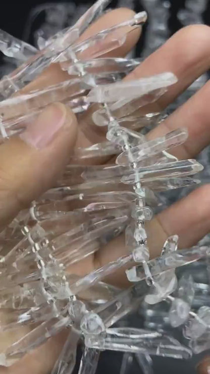 Natural Clear Quartz Chip Beads | 38 cm Strand Pre-Drilled | Raw Crystal Fragments 10–25 mm | DIY Jewelry, Energy Healing & Home Décor Supplies