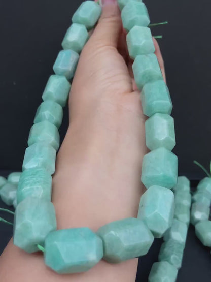 Natürliche Amazonit Nugget Perlen, türkisgrüne Edelstein Strang für Schmuckherstellung, Boho DIY Bastelperlen, Heilstein Armband Kette