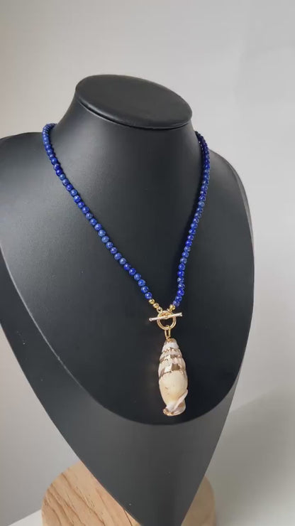 Lapis Lazuli Shell Pendant Necklace｜Natural Energy Jewelry｜Vintage Ocean Style｜Handmade Summer Beach Gift｜Blue Gemstone Choker
