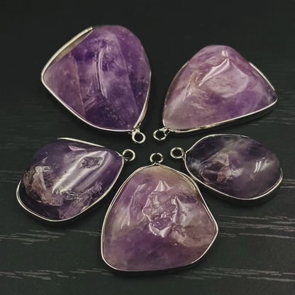 Natürlicher Amethyst Anhänger mit Metallfassung für Schmuckherstellung, Boho DIY Edelstein Heilstein Schmuck, handgefertigtes Unikat