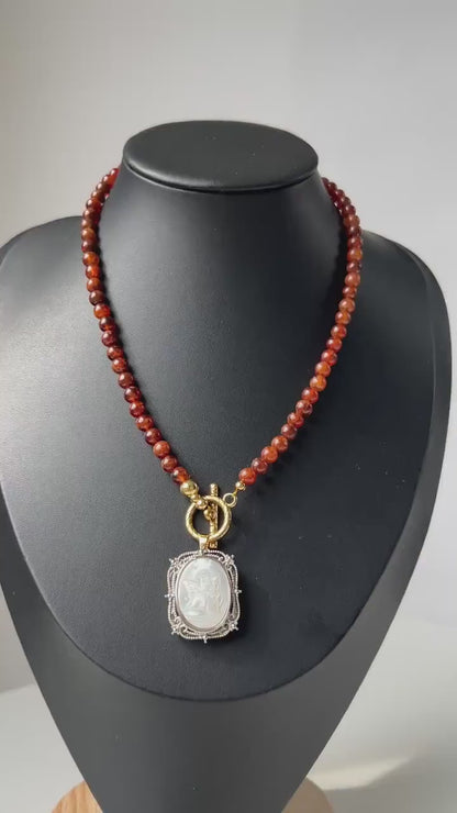 Red Agate Beaded Necklace with Carved Shell Angel Pendant｜Handmade Natural Gemstone Jewelry｜Unique Spiritual Gift