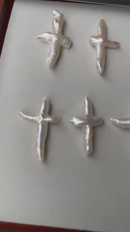 Barock Kreuzförmige Süßwasserperle Einzelstück für Schmuckherstellung, Natürliche weiße Perle mit Glanz, Spiritueller Anhänger DIY